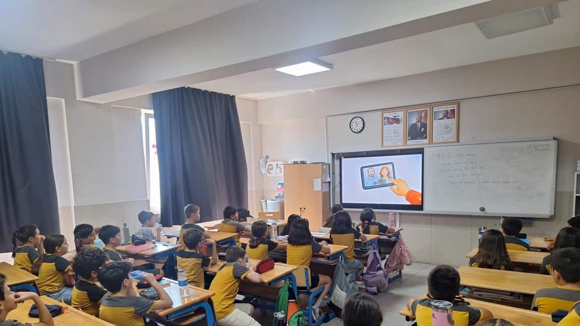 Dijital Dünyada Çocuk Hakları 